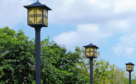 太阳能大武口庭院灯怎么选亮度与续航更耐用